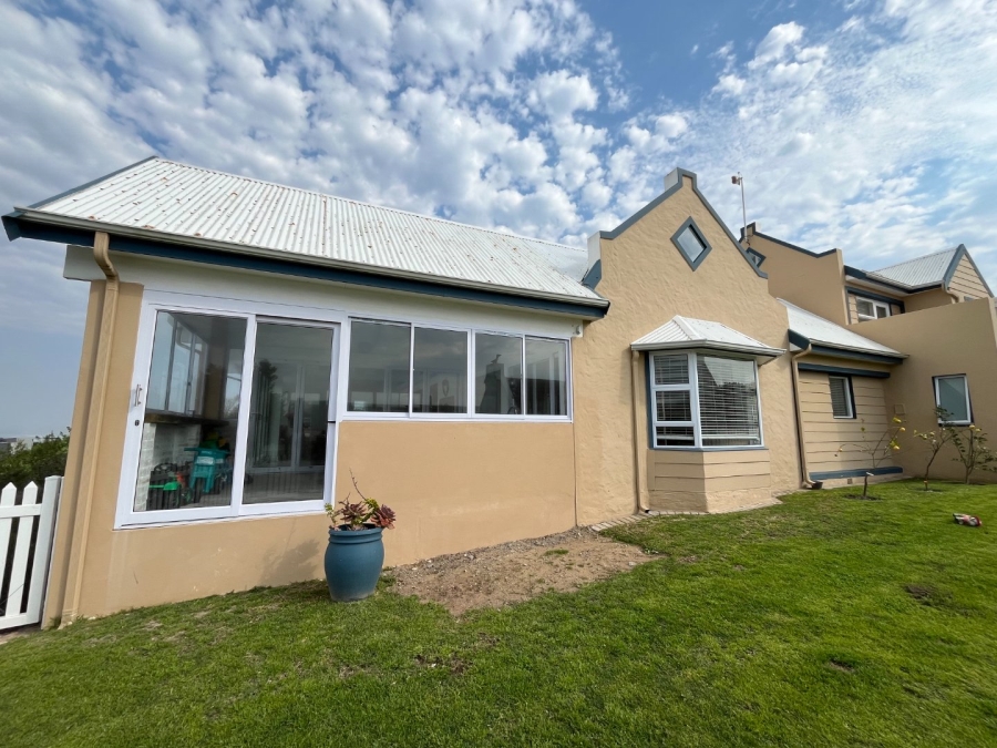 5 Bedroom Property for Sale in Hersham Western Cape